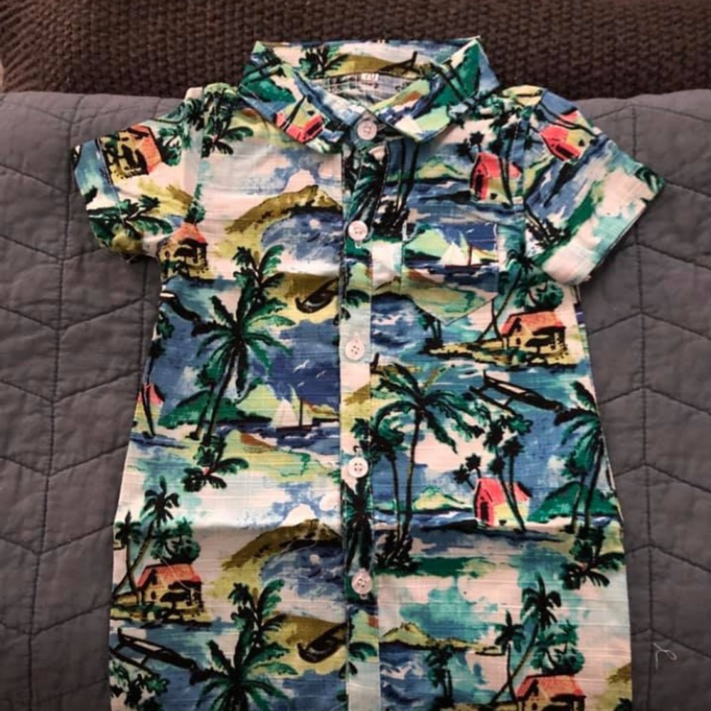 3-6 mos Hawaiian style romper